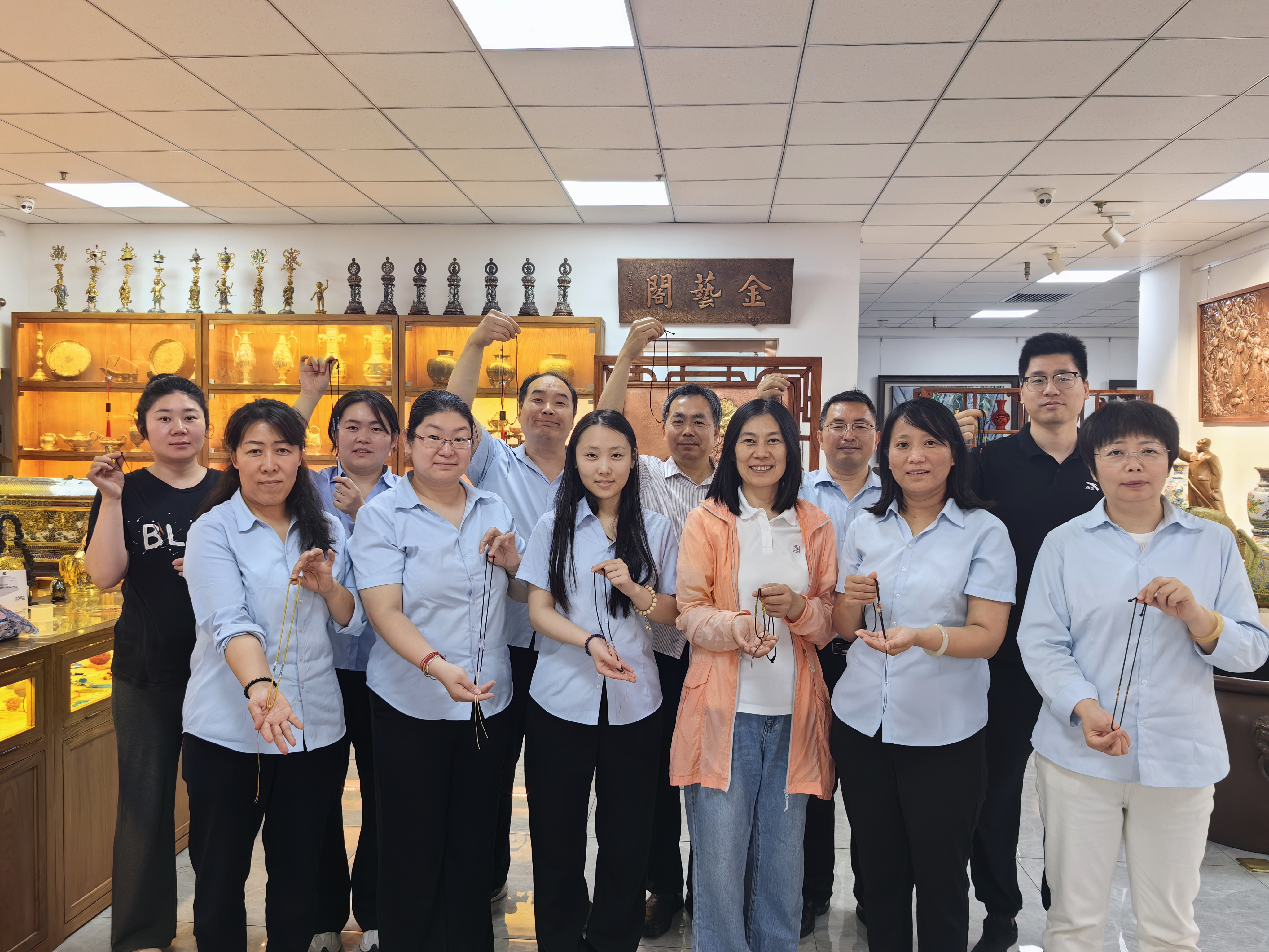 繩結(jié)千年韻 匠心譜新篇：金屬公司開展全員編繩培訓(xùn)